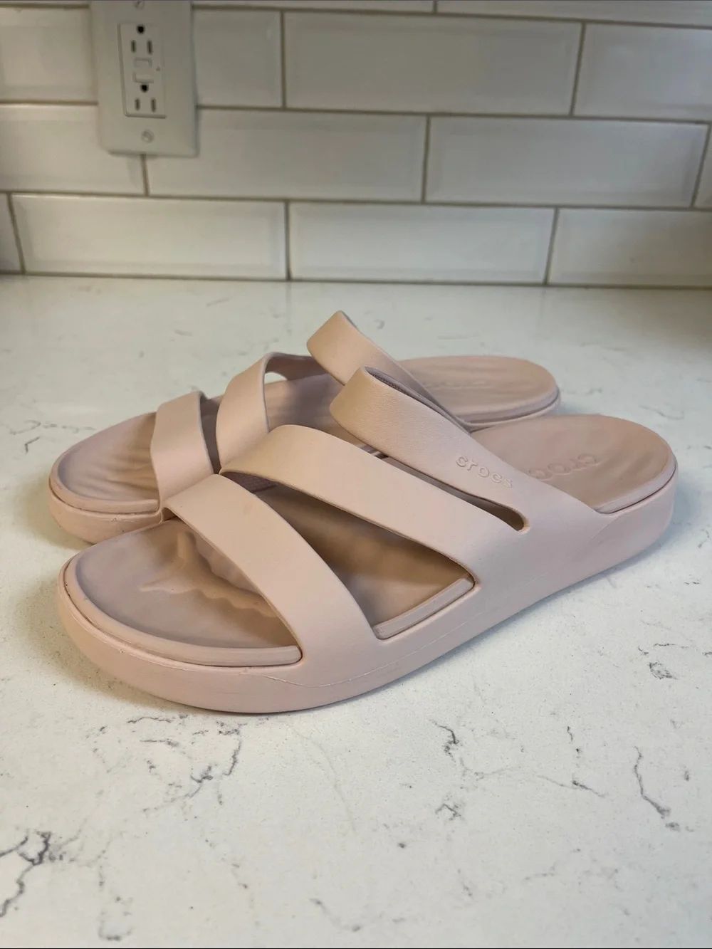 Crocs Getaway Strappy Slide Blush Pink Quartz Size 9 Style #209587 Tik Tok Viral